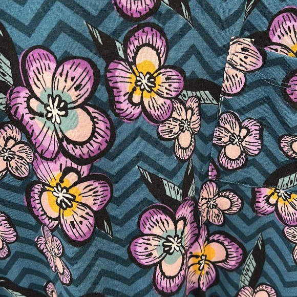 Size XXS Lularoe Carly dress - Picture 6 of 6